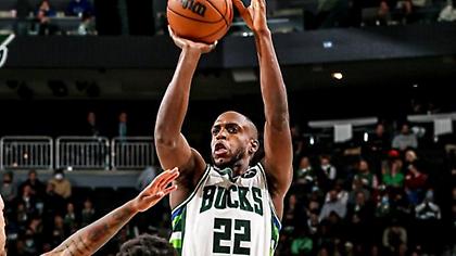 Μπακς: Έως και έναν μήνα εκτός δράσης ο Μίντλετον!