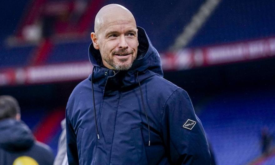 Τεν Χαγκ: «Όποιος δεν ανταποκρίνεται θα τα ακούσει»