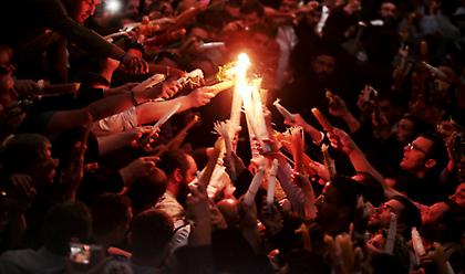 Αναχώρησε από την Αθήνα η αποστολή για τη μεταφορά του Αγίου Φωτός