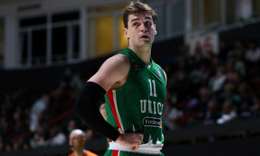 Πρόεδρος Ούνιξ: «Ο Χεζόνια έμεινε γιατί του φερθήκαμε καλά»