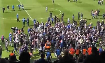 Ιστορικός υποβιβασμός για Όλνταμ και «ντου» των οπαδών της στο γήπεδο