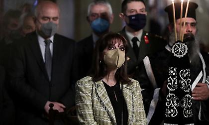 Σακελλαροπούλου: Το Αναστάσιμο φως να σημάνει την αναγέννηση των ελπίδων μας για ειρήνη και ευημερία
