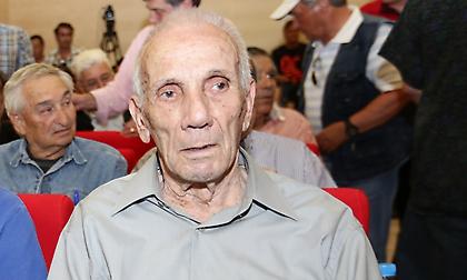 «Έφυγε» ο Κώστας Καραπατής
