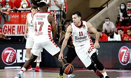 Ζέρβας: «Αντέδρασε ο Ολυμπιακός, έκαναν ό,τι ήταν δυνατό για να επιστρέψει η Μονακό οι διαιτητές»