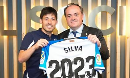 Ανανέωσε με Σοσιεδάδ ο Σίλβα