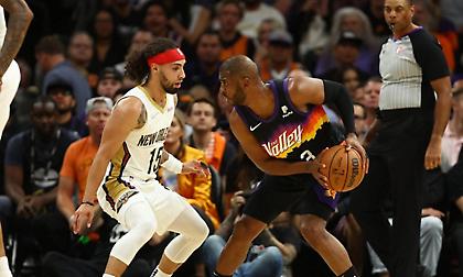 «Καθάρισαν» εκτός και πέρασαν Σίξερς και Σανς