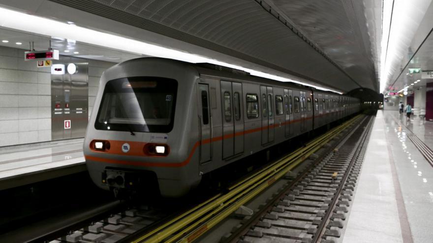 Όσα ξεχνούν οι Αθηναίοι στο μετρό
