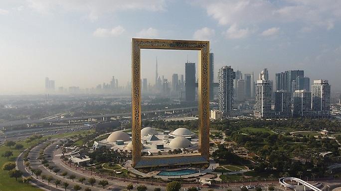 Το HAPPY TRAVELLER ταξιδεύει στο Ντουμπάι (trailer)