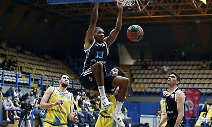 Οι καλύτερες στιγμές από το μεγάλο «διπλό» του Κολοσσού στο Περιστέρι