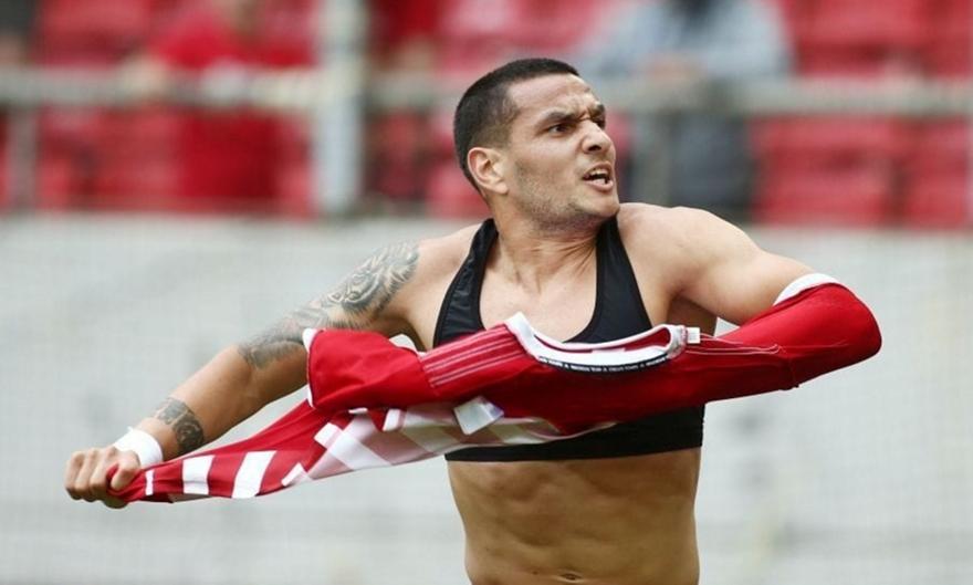 Το ποστάρισμα του Ρόνι Λόπες μετά τη νίκη του Ολυμπιακού