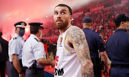 Τζέιμς: «Συγχαρητήρια στον Ολυμπιακό, καλή τύχη στο F4»