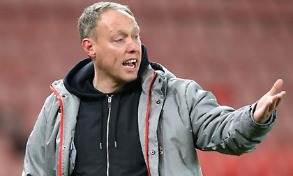 Ο διαιτητής του ματς με την Μπόρνμουθ ζήτησε συγγνώμη από τον προπονητή της Νότιγχαμ!