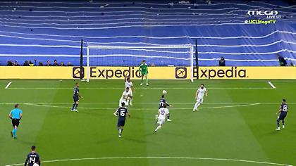 Σπουδαία επέμβαση Κουρτουά σε σουτ του Φόντεν