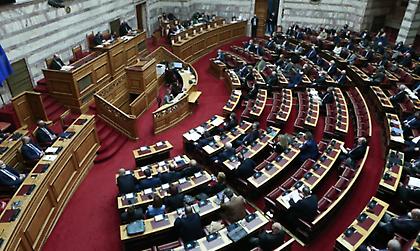 Κατατέθηκε στη Βουλή το νομοσχέδιο «Γιατρός για όλους» - Τα βασικά σημεία