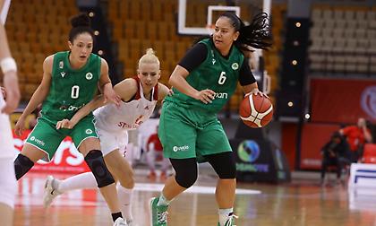 Έκρυψε τη μπάλα η Λύμουρα, την... εμφάνισε στο καλάθι η Χατζηνικολάου