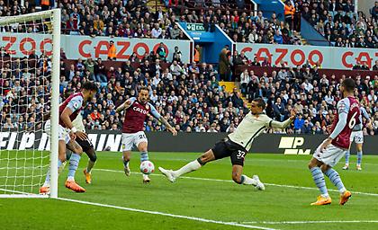 Ροντέο στο «Βίλα Παρκ» με το ξεκίνημα, 1-1 στο 6' το Άστον Βίλα-Λίβερπουλ!