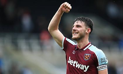 Γουέστ Χαμ: «Τινάζει την μπάνκα στον αέρα» και προσφέρει ιστορικό συμβόλαιο στον Ράις