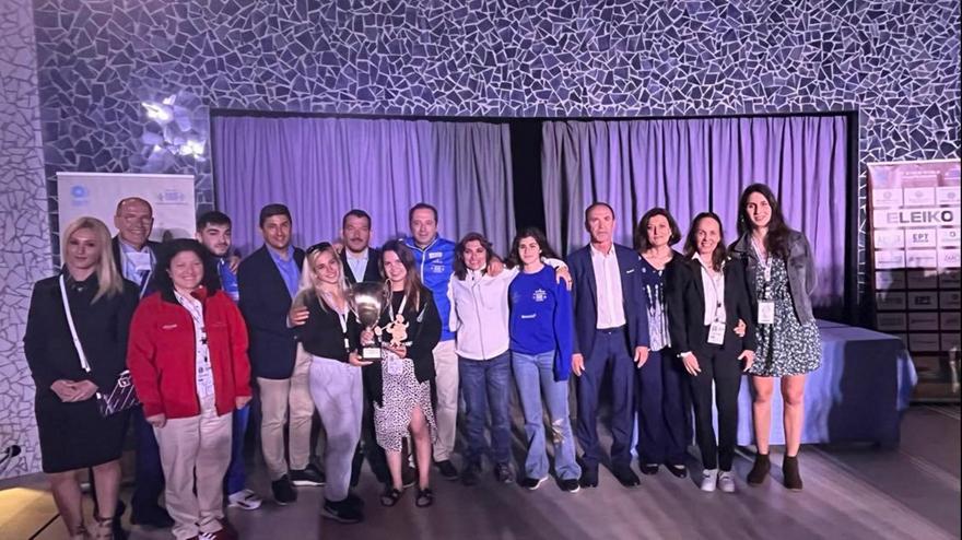 Εκτη θέση στον κόσμο οι Νεάνιδες, έβδομη οι Εφηβοι!