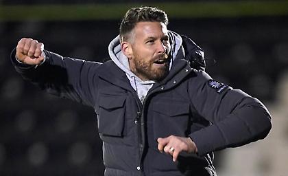 Γουότφορντ: Πλησίασε... στα μουλωχτά προπονητή της League Two, τον έδιωξε η ομάδα του όταν το έμαθε