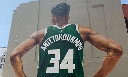 Ολοκληρώθηκε το εντυπωσιακό γράφιτι για τον Γιάννη Αντετοκούνμπο στο Μιλγουόκι!