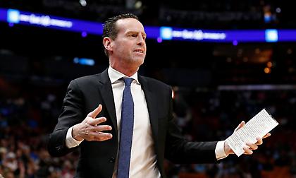 Οι Λέικερς εξετάζουν τον Άτκινσον για την θέση του προπονητή