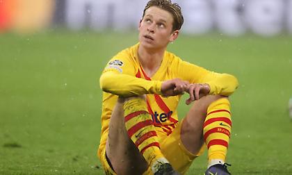 Ντε Γιονγκ: Η Γιουνάιτεντ τον θέλει, η Μπαρτσελόνα πουλάει, αλλά δεν φτάνουν μόνο αυτά