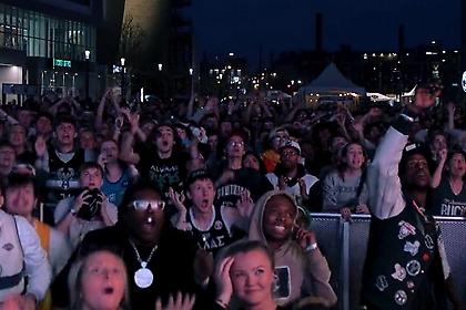 Έξαλλοι πανηγυρισμοί στο Μιλγουόκι με τη νίκη των Μπακς στη Βοστώνη