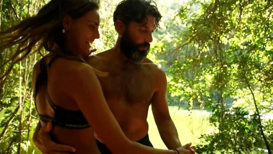 Ένα νέο ειδύλλιο γεννιέται στο Survivor - Τι συμβαίνει ανάμεσα σε Μαρτίκα και Βρισηίδα;
