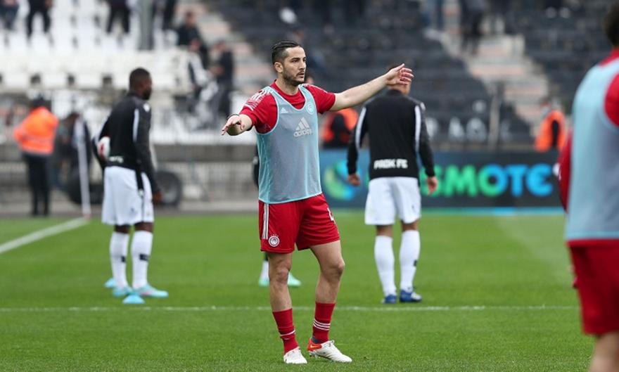 Μανωλάς: «Αυτόν τον κόσμο δεν τον συναντάς πουθενά και όσο παίζω ελπίζω να είμαστε μαζί»