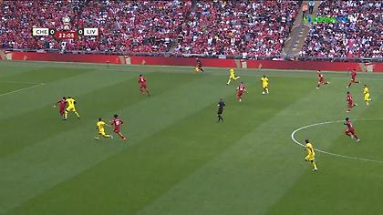 «Έξυσε» το δεξί δοκάρι του Άλισον το πλασέ του Πούλισικ!