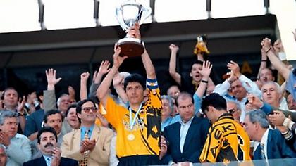 Κυπελλούχος με... επτάρα: Η τελευταία παράσταση της μεγάλης ΑΕΚ του Ντούσαν Μπάγεβιτς