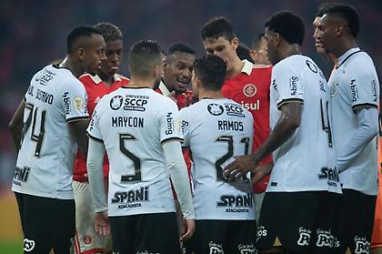 Παίκτης της Κορίνθιανς συνελήφθη μετά από καταγγελία για ρατσιστική επίθεση παίκτη της Ιντερνασιονάλ