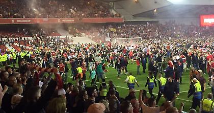 Η έκρηξη χαράς από τους οπαδούς της Φόρεστ που… εισέβαλαν στο «City Ground»