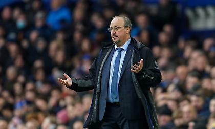 Μπενίτεθ: «Δεν μπορεί να συγκριθεί η δικιά μου Λίβερπουλ με αυτή του Κλοπ»