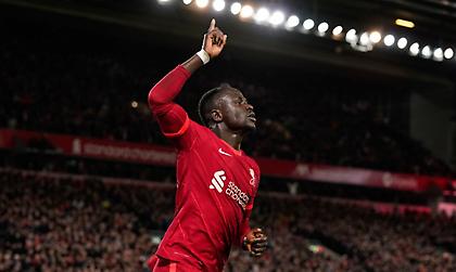 Η Παρί δελεάζει τον Μανέ με «χρυσό» συμβόλαιο