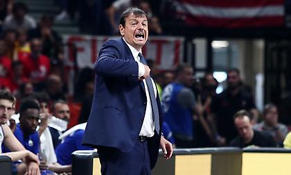 Αταμάν: «Συγχαρητήρια στον Ολυμπιακό, ένα ακόμη για το back to back»