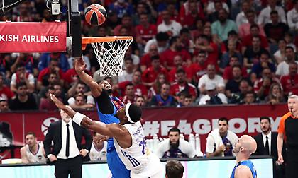 Γιαμπουσέλι: «Ανυπομονώ να κερδίσουμε»