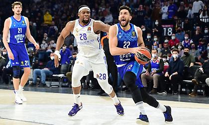 Ημέρα στέψης στο Βελιγράδι