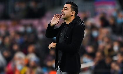 Τσάβι: «Είμαστε σε διαπραγματεύσεις με τον Λεβαντόφσκι, παραμένει δύσκολη περίπτωση»