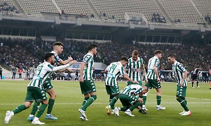 Πέτρα στον Αϊτόρ κατά τον πανηγυρισμό στο γκολ και εκ νέου διακοπή στον τελικό!