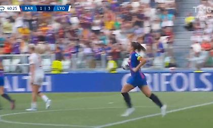 Μονοκόμματο σουτ της Πουτέγιας για τη μείωση του σκορ από την Μπαρτσελόνα