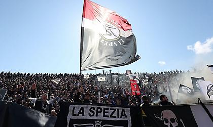 Προσωρινή διακοπή στο Σπέτσια-Νάπολι λόγω επεισοδίων στην κερκίδα!