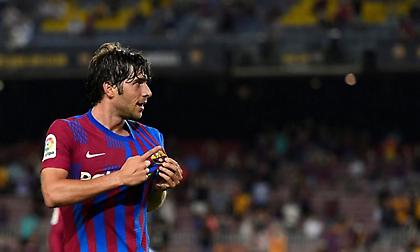 Μπαρτσελόνα: Ανανεώνει ο Σέρτζι Ρομπέρτο-Ποιοι φεύγουν σίγουρα