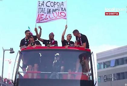 Μίλαν: Πανηγύρισαν το πρωτάθλημα με προκλητικό πανό εναντίον της Ίντερ!