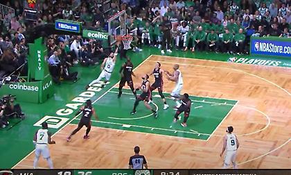 NBA Top 5: Ζογκλερικό του Τέιτουμ στην κορυφή