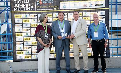 «Έκλεψαν την παράσταση» μήκος και τριπλούν στο μίτινγκ αλμάτων της Καλλιθέας