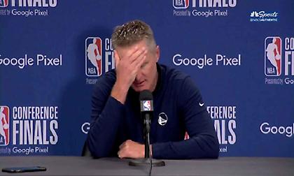 Κραυγή Στιβ Κερ για το μακελειό: «Όμηροι 50 γερουσιαστών για την οπλοκατοχή - Πότε θα κάνουμε κάτι;»