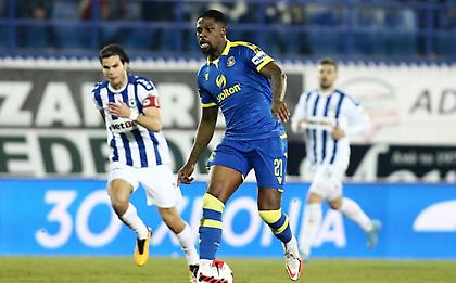 Με Επασί, Κούντε και Σονί οι κλήσεις της εθνικής Καμερούν