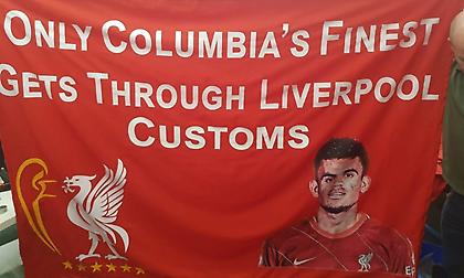 Πανό οπαδών της Λίβερπουλ για τον Λουίς Ντίας είναι… όλο λάθος!