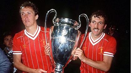 Ο Άλαν Κένεντι για το γκολ στο Παρίσι, τον Κλοπ και στέλνει μήνυμα στον Τσιμίκα